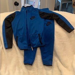 Nike suit